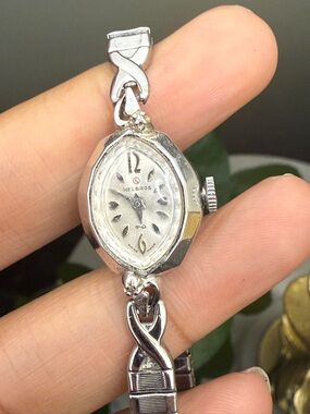 HELBROS vintage Women's Mechanical Watch small dial